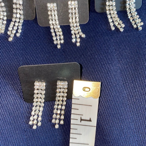 1 bundle of 7 pairs earrings chandelier 3 tiers rhinestones - Picture 4 of 4